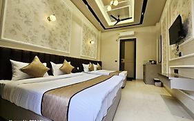 Hotel Motherland